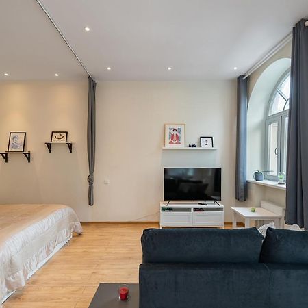 Freedom Avenue Apartment By Polo Apartments كاوناس المظهر الخارجي الصورة